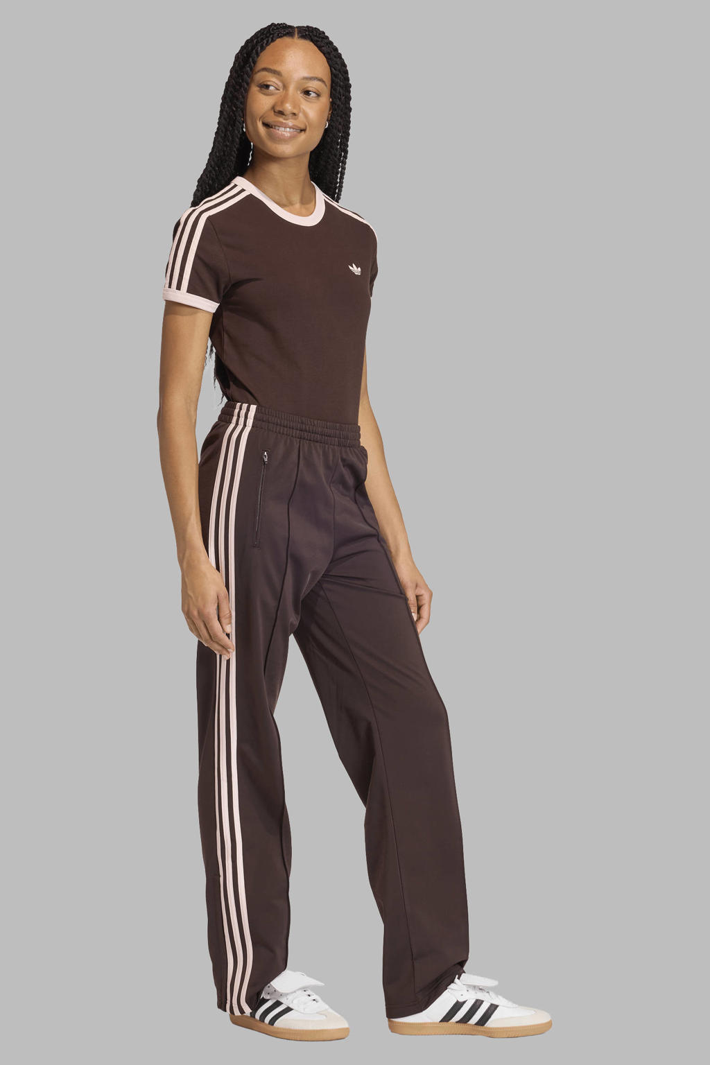 Bruin en roze dames adidas Originals Firebird trainingsbroek Classic van polyester met regular fit, regular waist en meerkleurige print