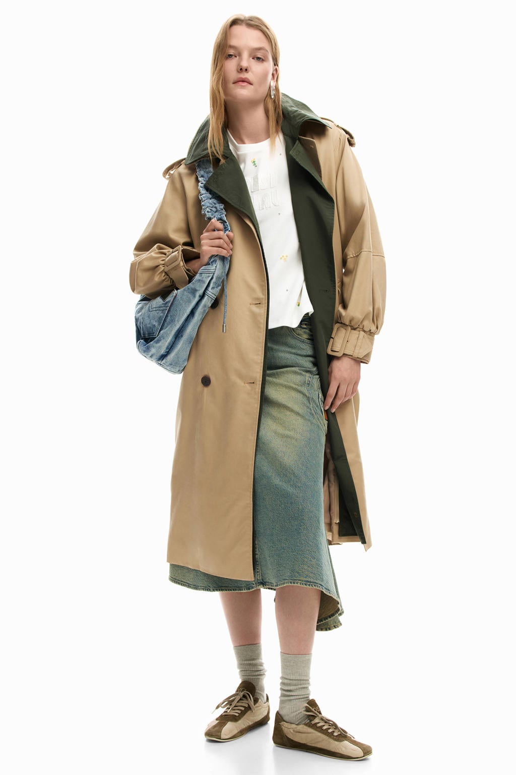 Beige dames Desigual trenchcoat van katoen met effen, lange mouwen, reverskraag en ceintuur
