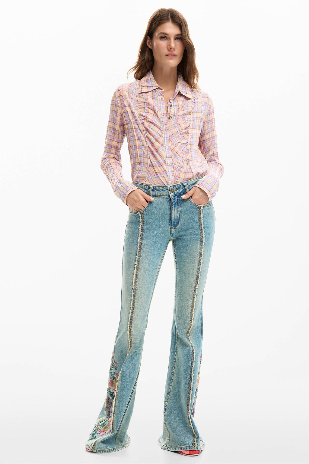 Light blue denim dames Desigual flared jeans van denim met regular waist, rits- en knoopsluiting en effen