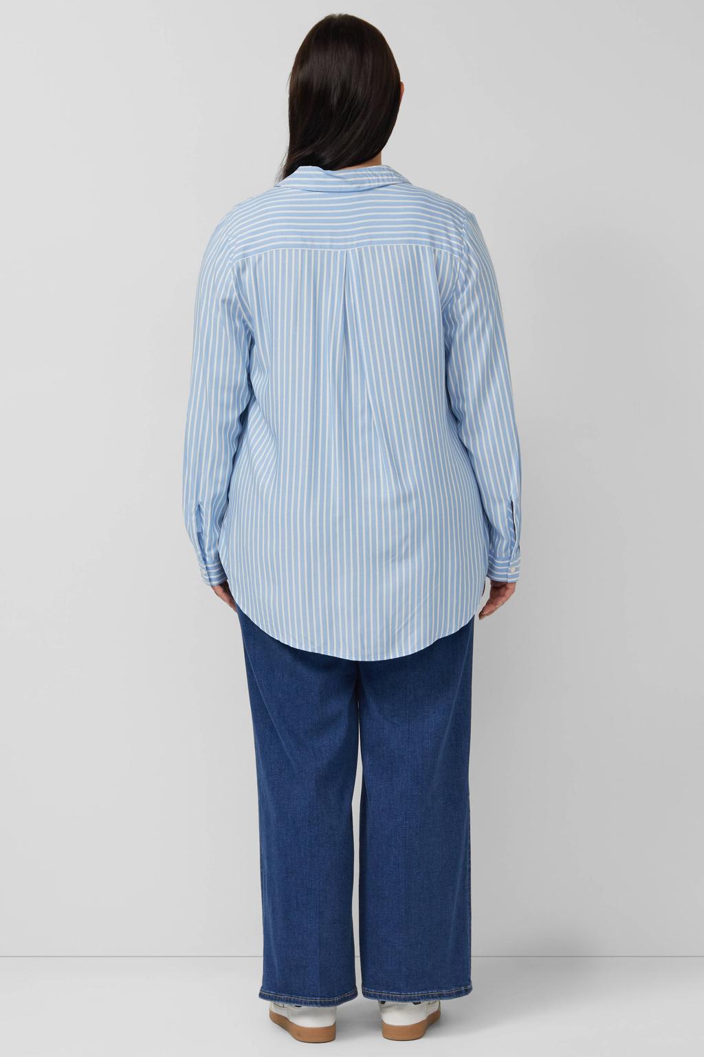Lichtblauwe dames s.Oliver Curve gestreepte blouse van viscose met lange mouwen, klassieke kraag en knoopsluiting