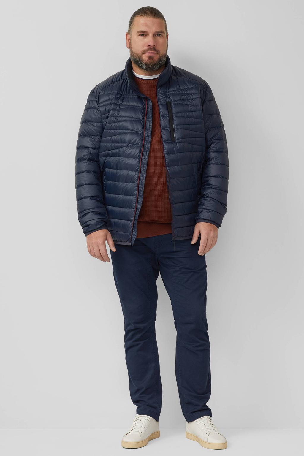 Donkerblauwe heren s.Oliver Big Size gewatteerde jas van polyester met effen, lange mouwen, opstaande kraag en doorgestikte details
