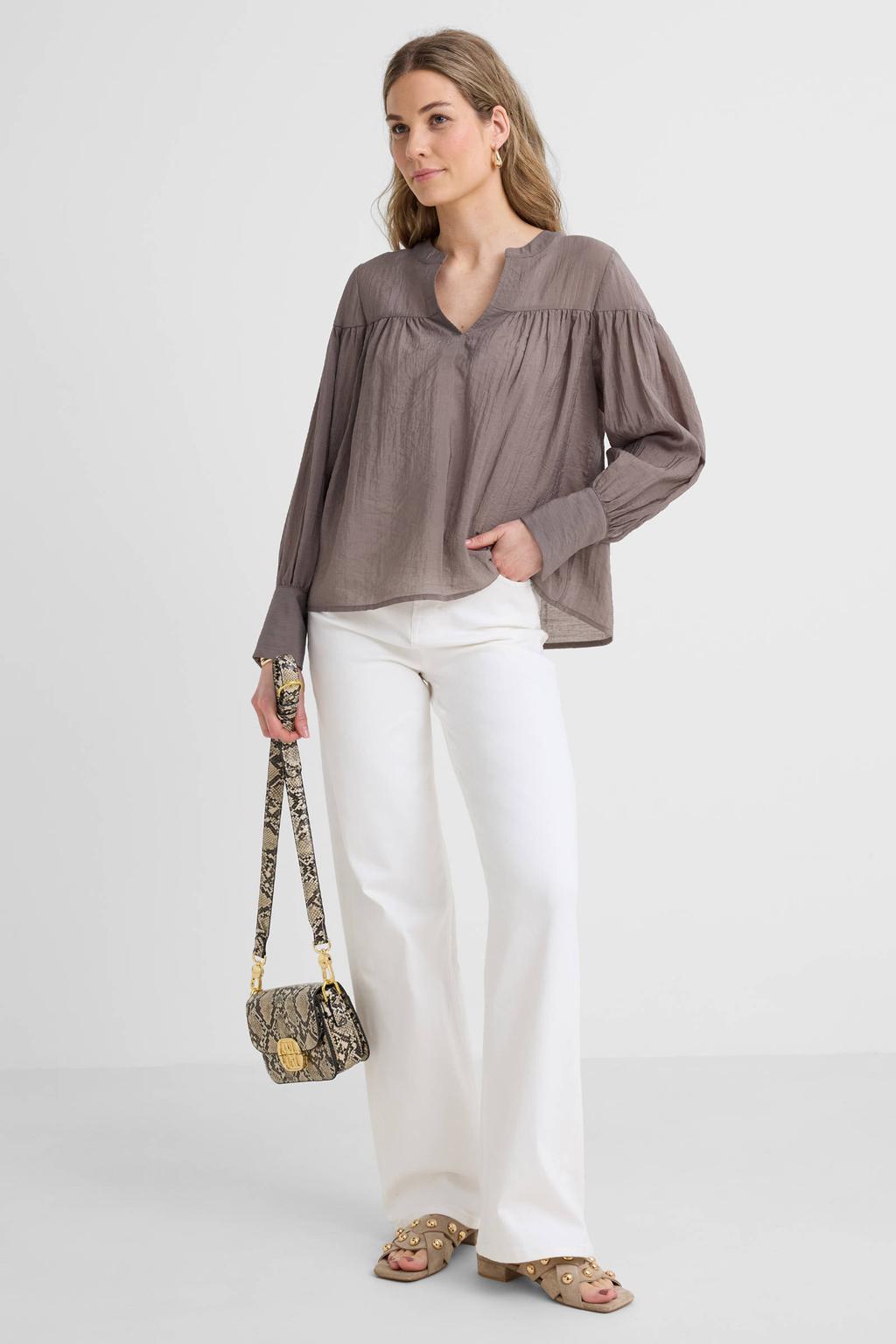 Taupe dames Anytime blouse van viscose met effen, lange mouwen en V-hals