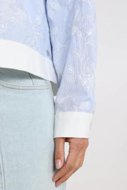 thumbnail: NUKUS blouse lichtblauw met pailletten