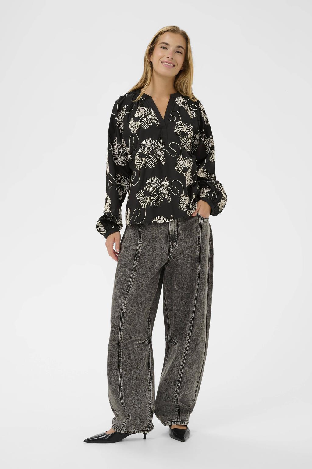 Zwarte dames Kaffe gebloemde top van polyester met lange mouwen en V-hals
