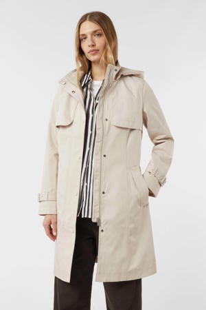 trenchcoat beige
