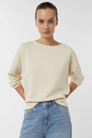 sweater beige