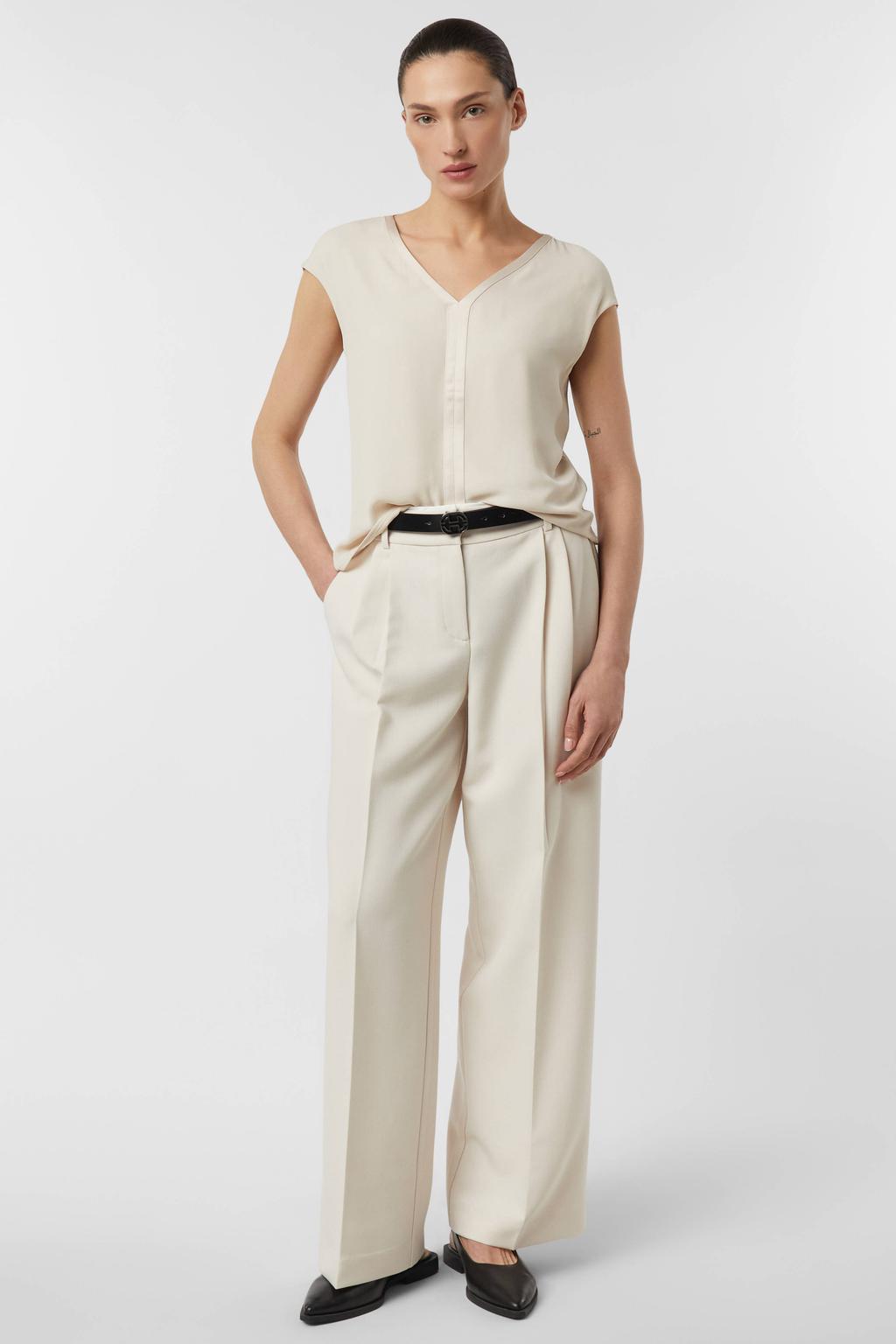 Beige dames comma T-shirt van viscose met effen, korte mouwen en ronde hals