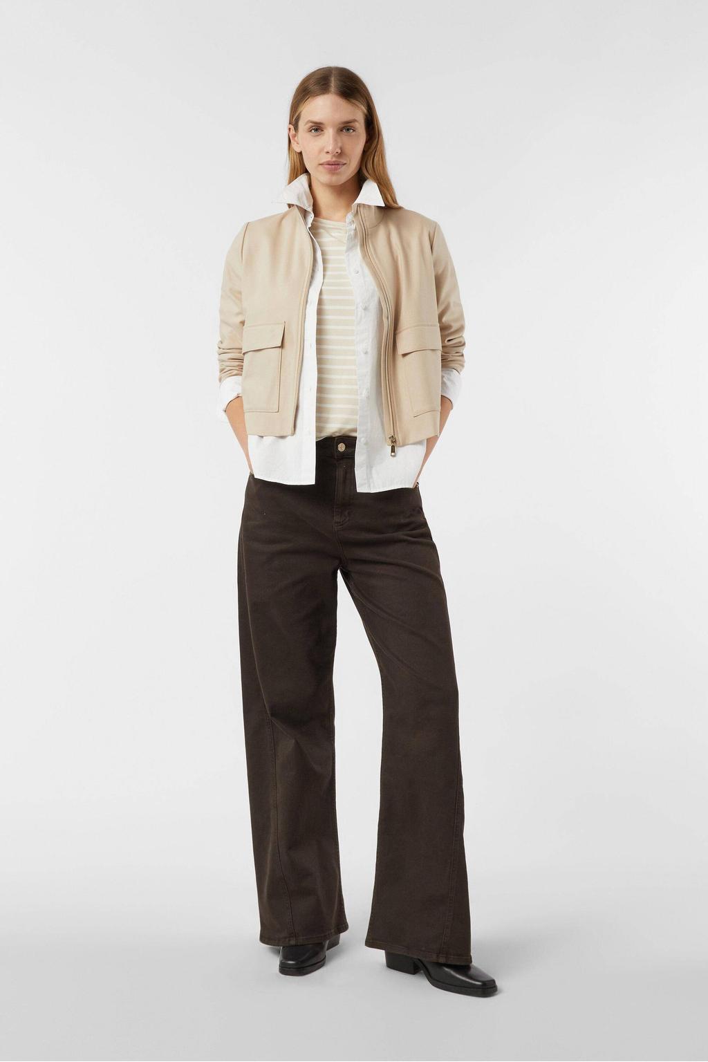 Beige dames comma gestreepte top van viscose met half lange mouwen en boothals