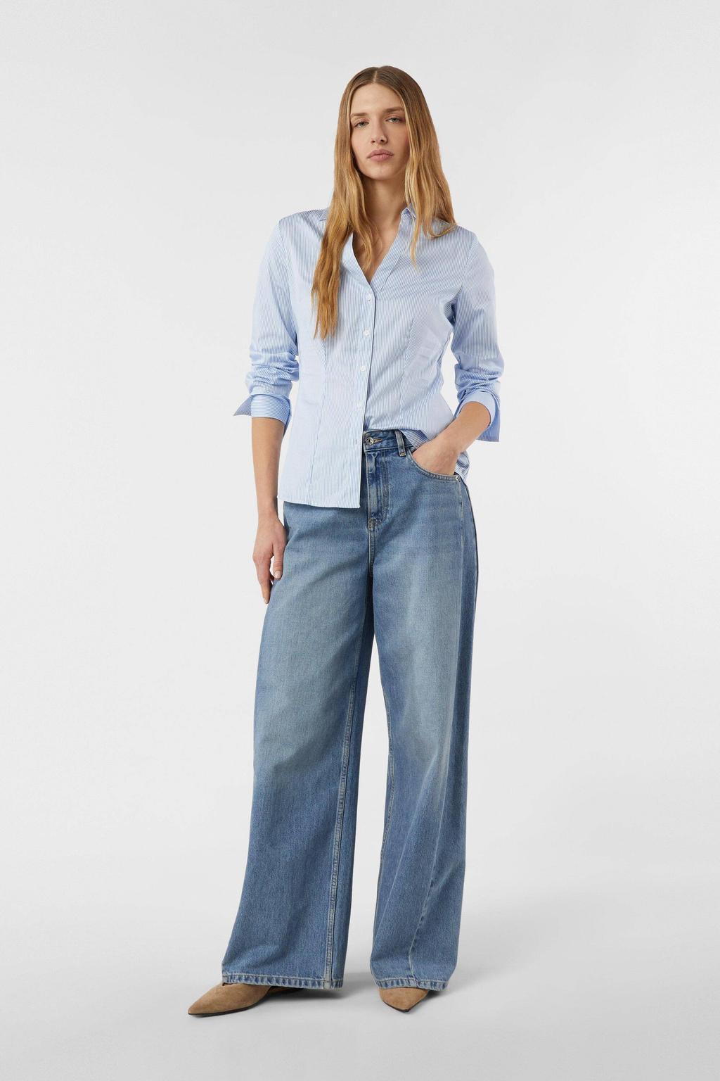 Lichtblauwe dames comma gestreepte blouse van katoen met lange mouwen, klassieke kraag en knoopsluiting