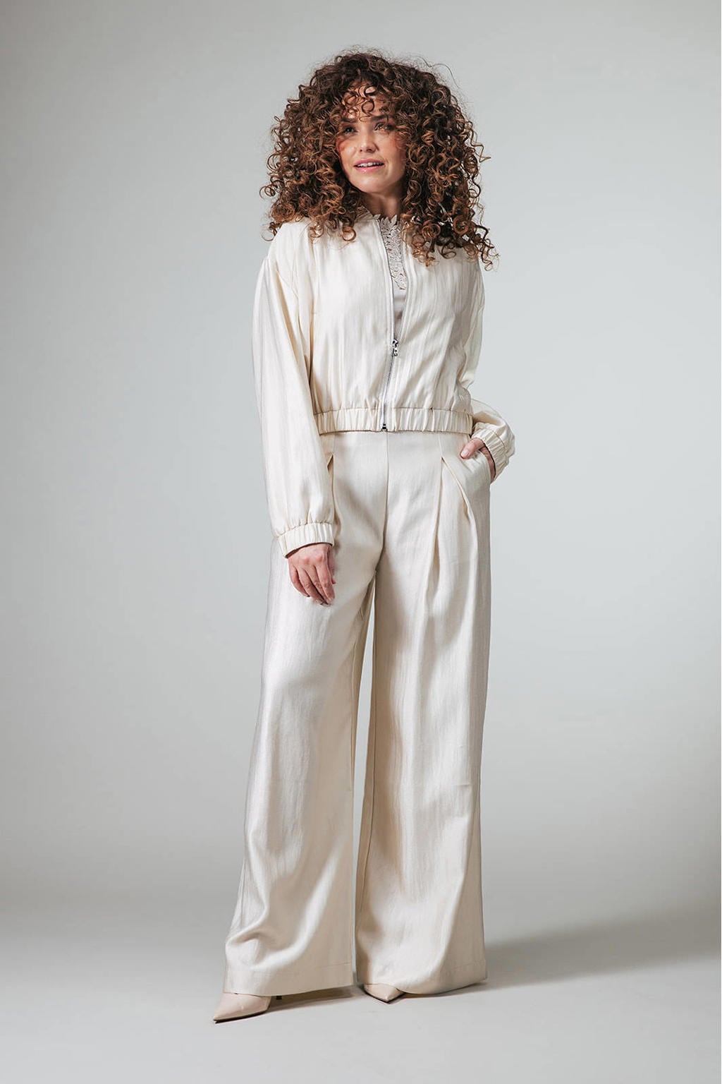 Ecru dames LabeL DOT high waist palazzo broek van viscose met loose fit, ritssluiting en effen