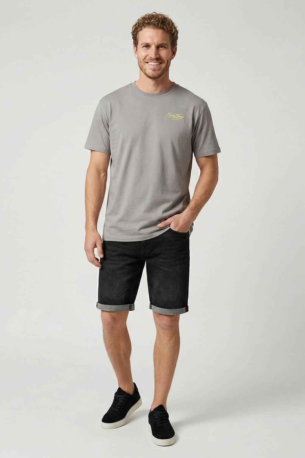 Cars slim short black denim