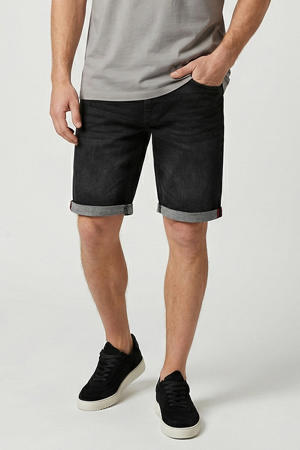slim short black denim