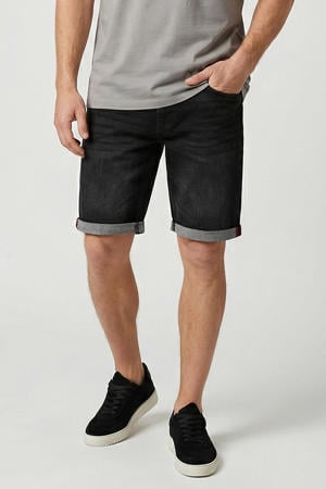 slim short black denim
