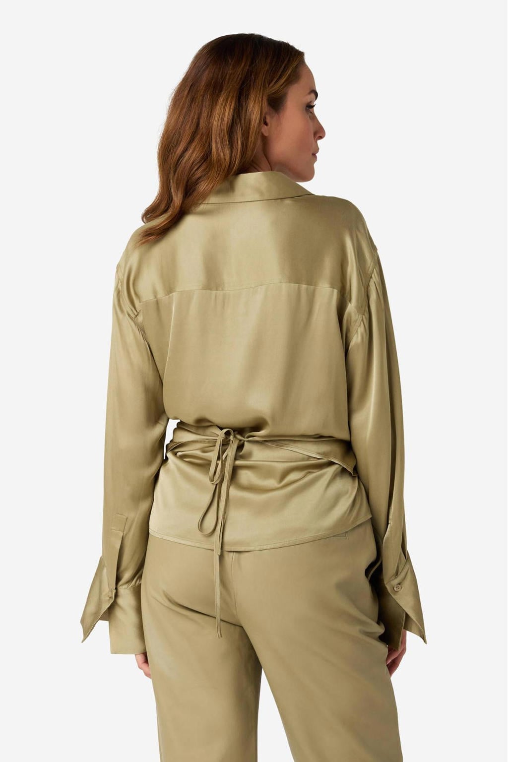 Lichtgroene dames IBANA blouse van rayon met effen, lange mouwen, klassieke kraag en striksluiting