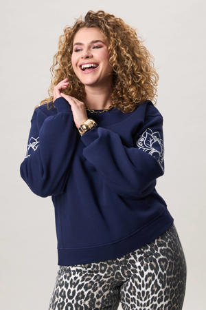 gebloemde sweater donkerblauw