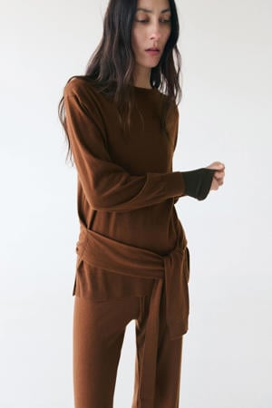 pullover bruin