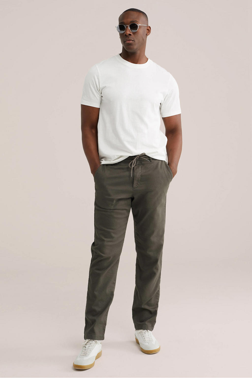 WE Fashion regular chino - groen