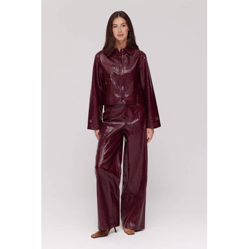 HARPER & YVE imitatieleren wide leg high waist broek donkerrood afbeelding