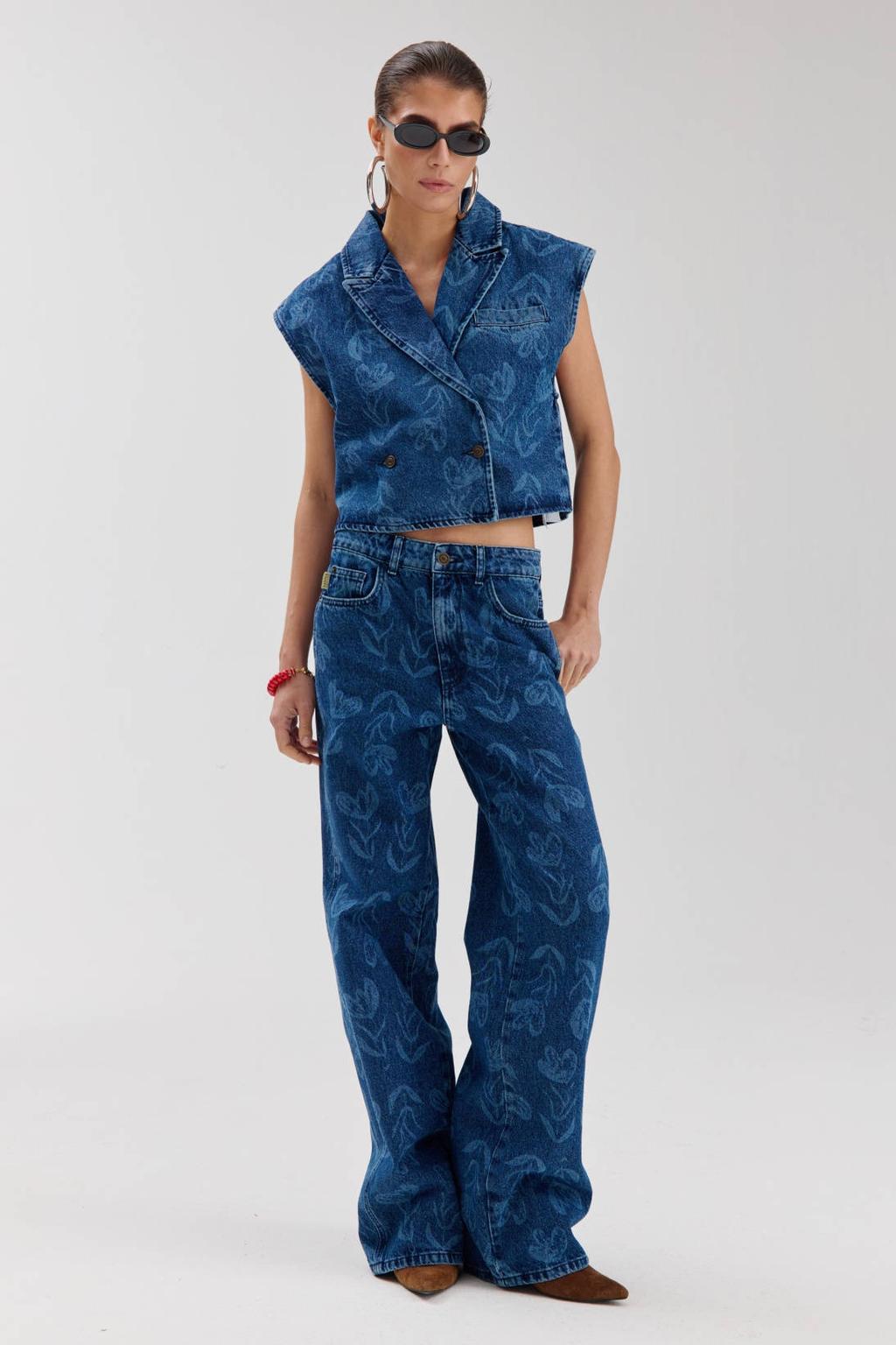Medium blue denim dames HARPER & YVE gebloemde gilet van katoen met reverskraag en double breasted sluiting