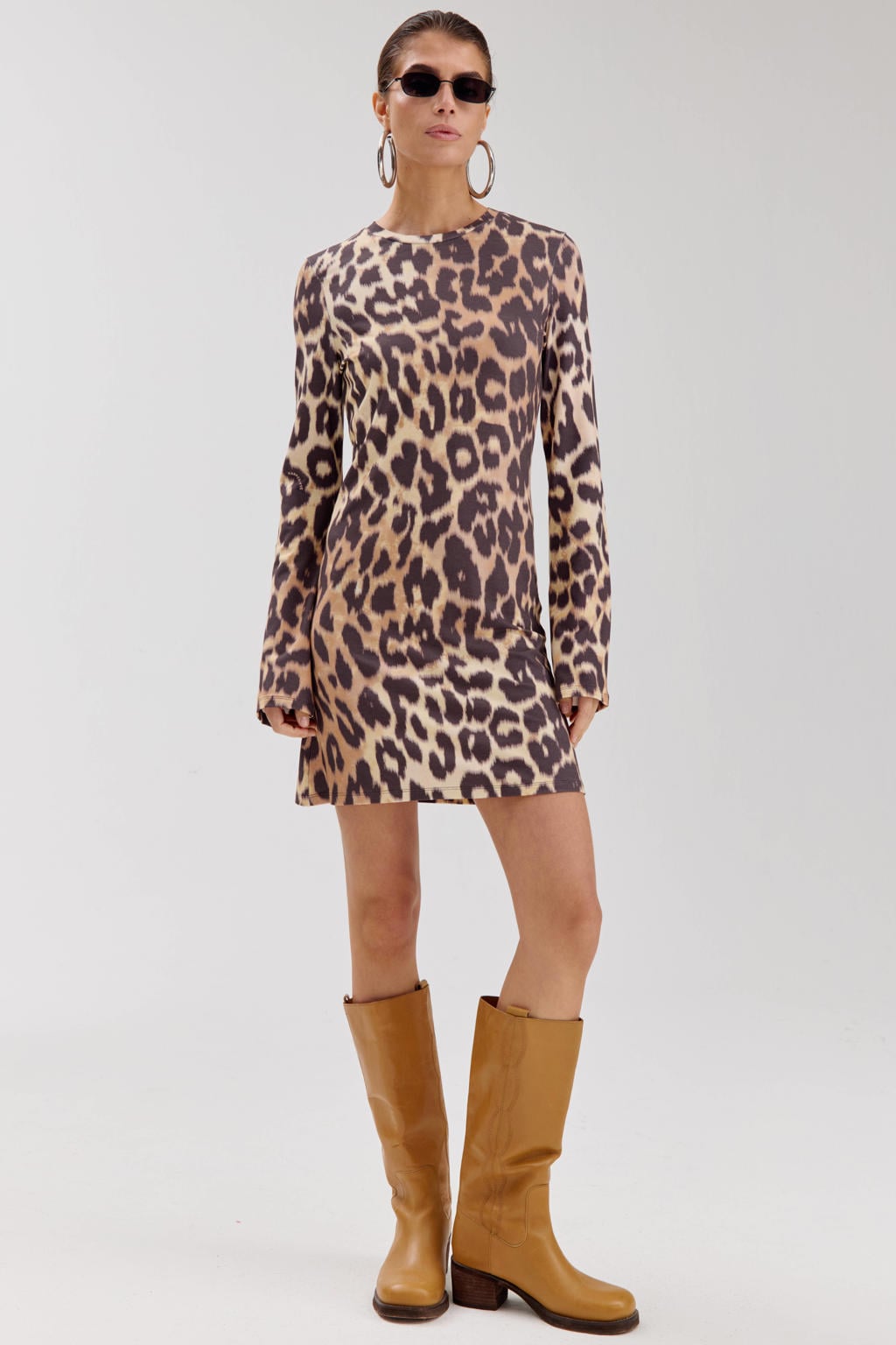 Bruine dames HARPER & YVE korte jurk van viscose met dierenprint, lange mouwen en ronde hals