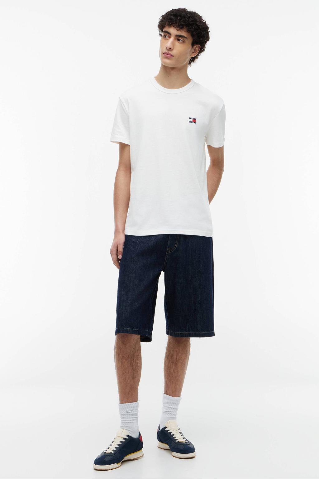 Ecru heren Tommy Jeans regular T-shirt van katoen met effen, korte mouwen en ronde hals