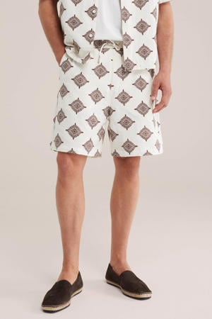 casual short ecru