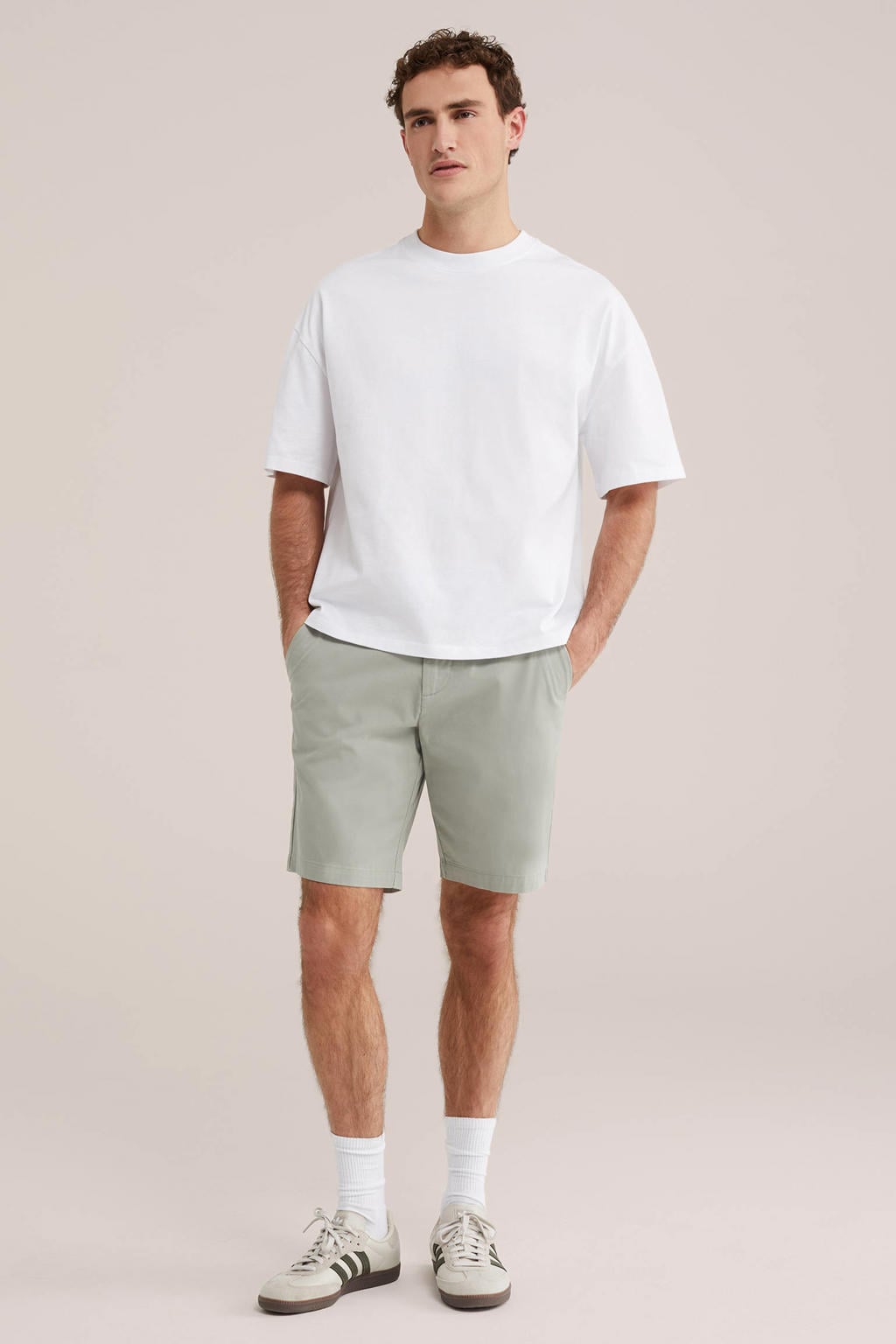 WE Fashion regular chino short