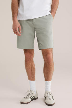 regular chino short