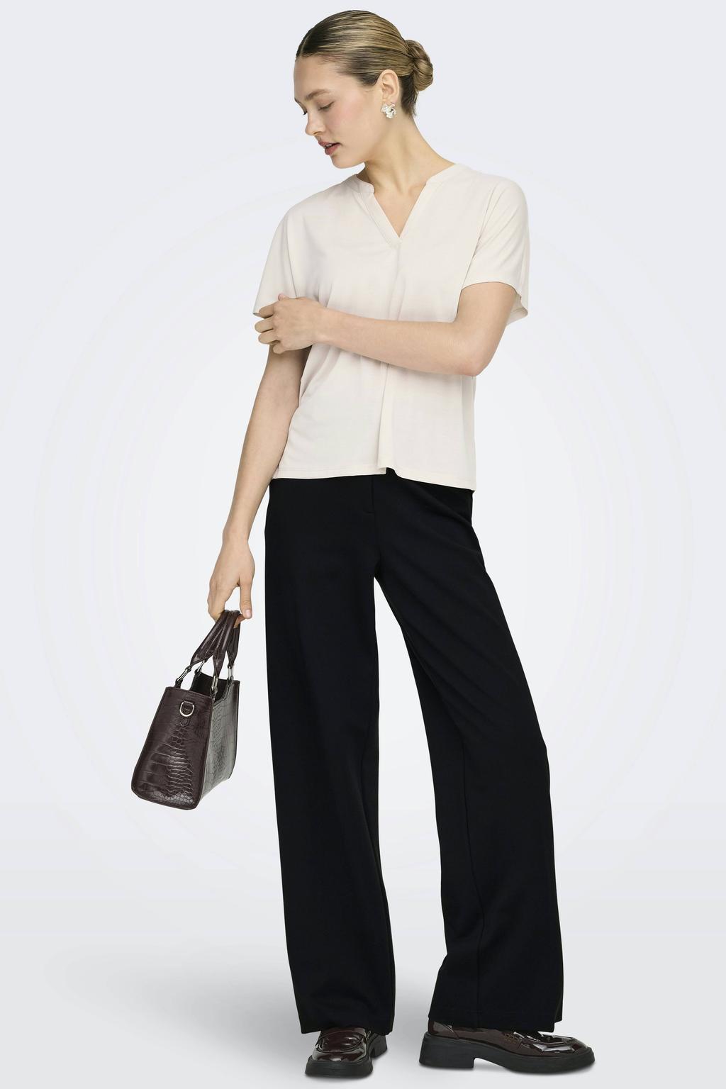 Zwarte dames ONLY wide leg high waist casual broek van viscose met rits, haak- en knoopsluiting en effen