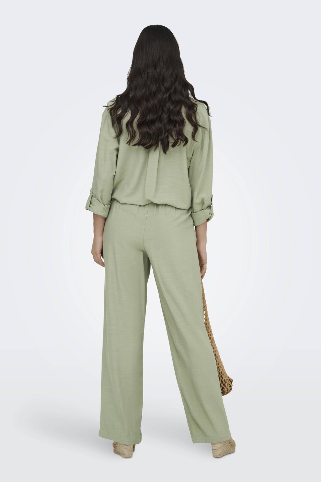 Lichtgroene dames JDY straight regular waist casual broek van modal met elastische tailleband met koord en effen