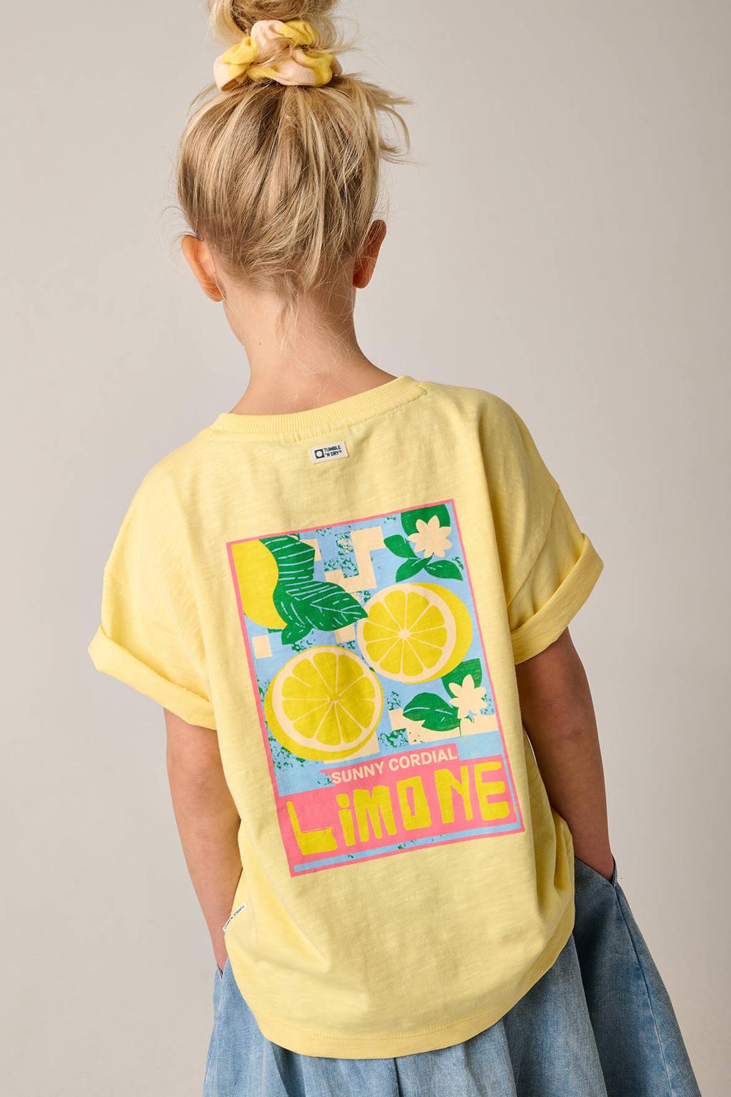 Lichtgele meisjes Tumble 'n Dry T-shirt met backprint, korte mouwen, ronde hals en borduursels