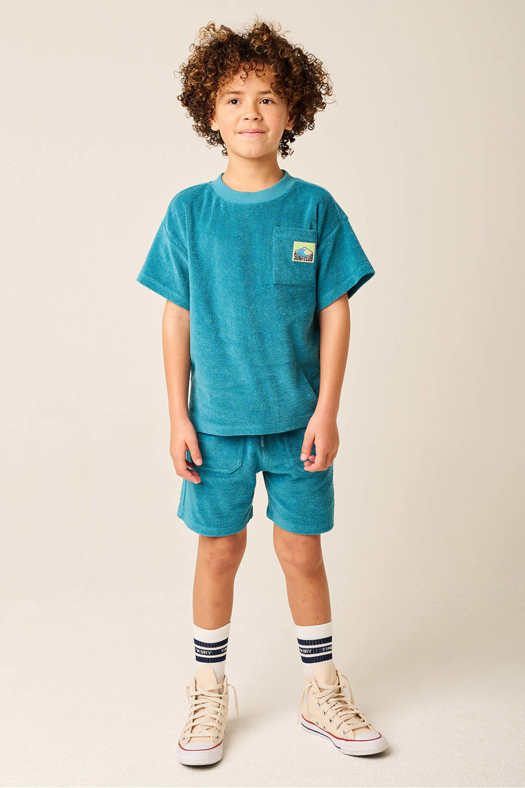 Blauwe jongens Tumble 'n Dry T-shirt met korte mouwen, ronde hals en patches