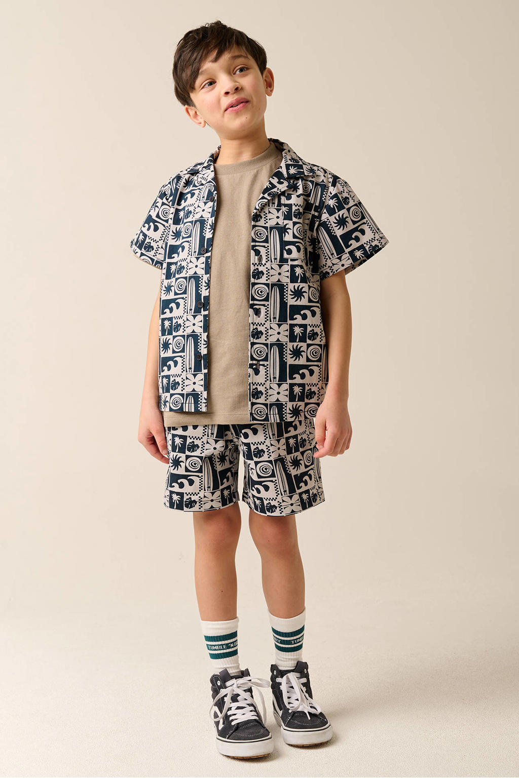 Wit en zwarte jongens Tumble 'n Dry casual overhemd met korte mouwen, reverskraag en knoopsluiting