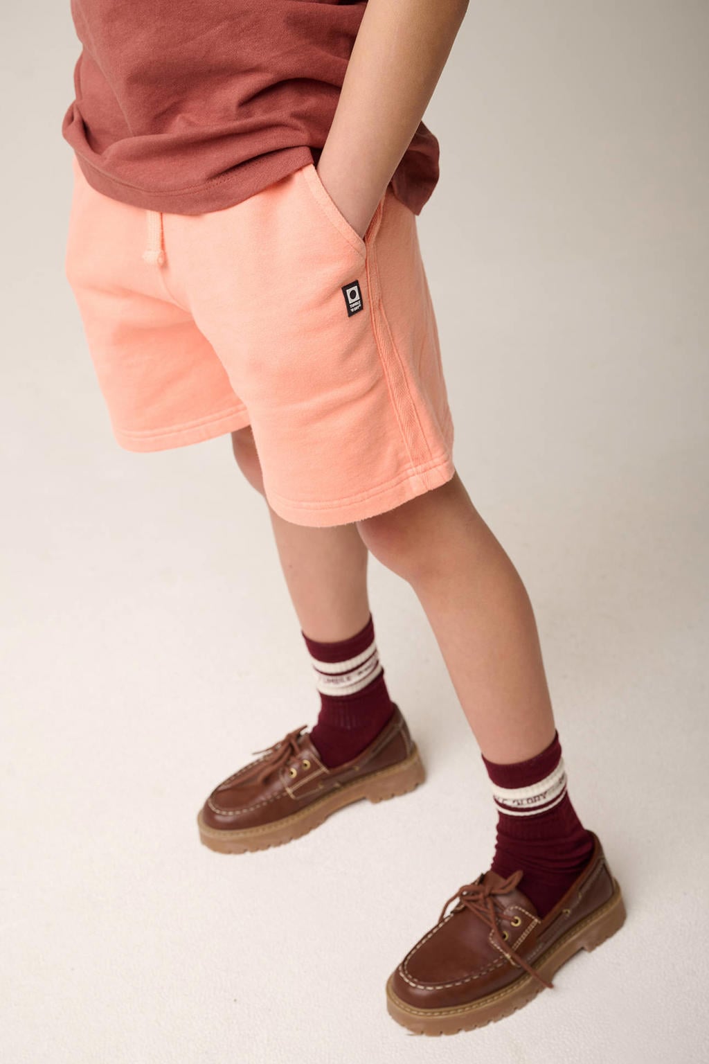 Zalmkleurige jongens Tumble 'n Dry regular waist sweatshort met elastische tailleband met koord