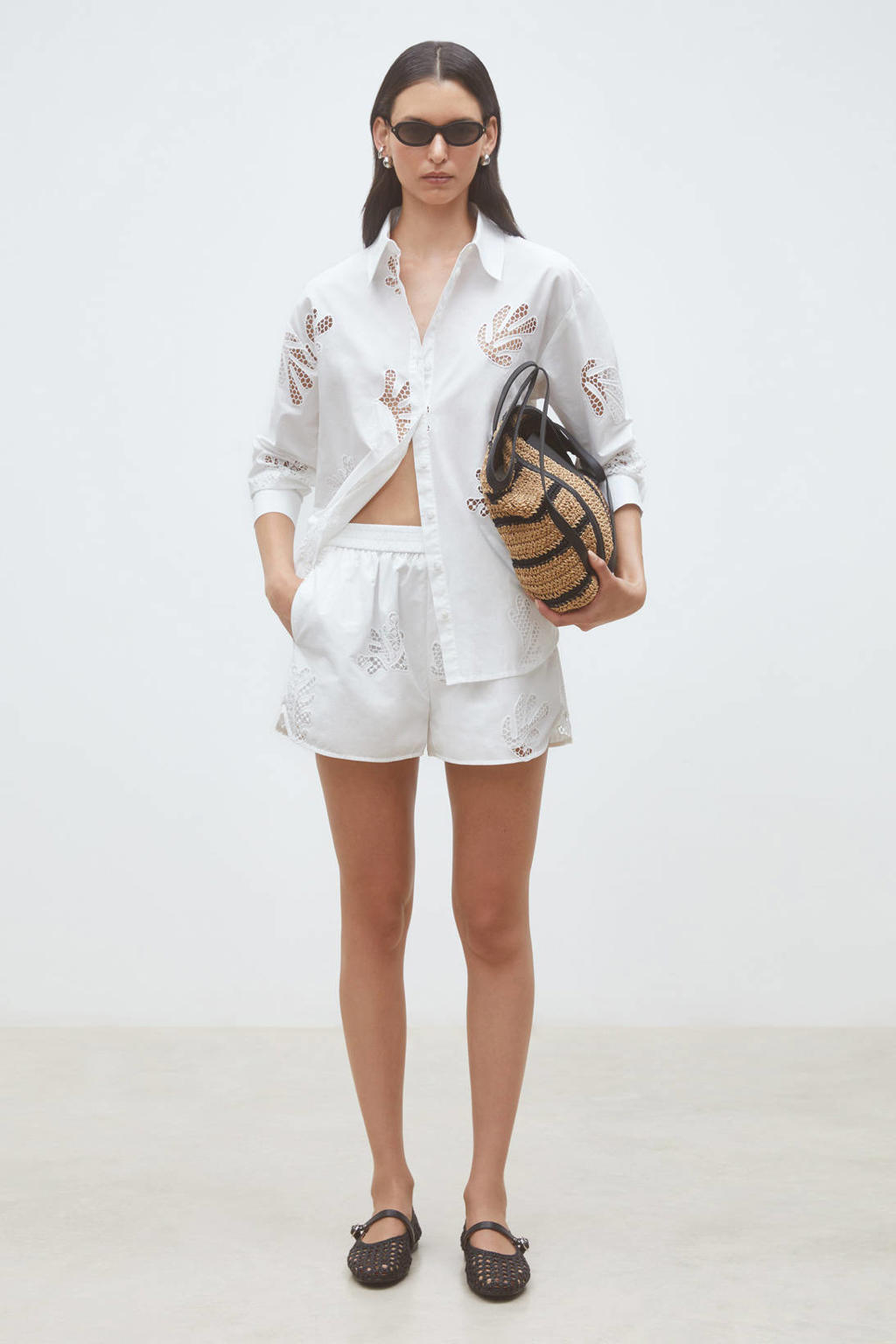 Ecru dames Suncoo high waist casual short broderie met loose fit, elastische tailleband en bladprint