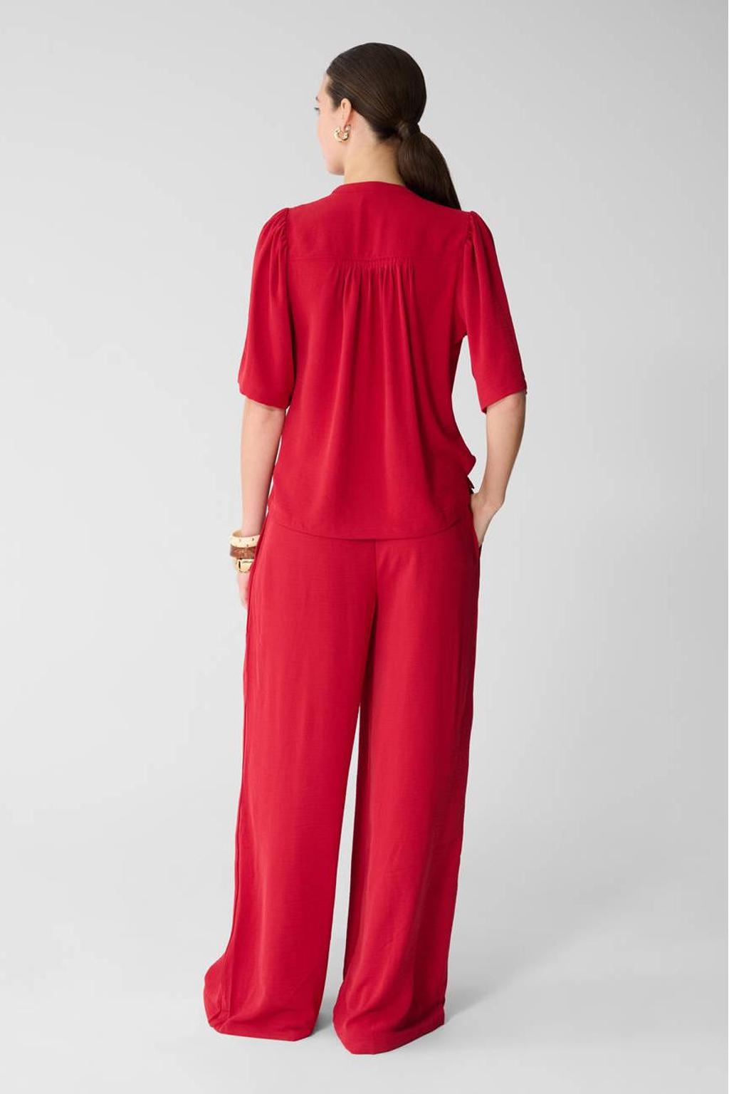 Rode dames Shoeby blousetop van polyester met effen, korte mouwen, V-hals en plooien