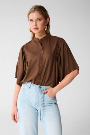 blouse bruin
