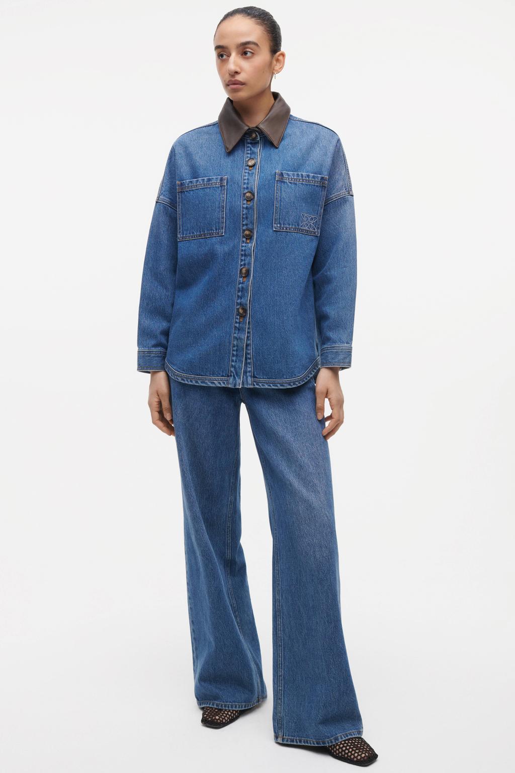 Medium blue denim dames Studio AR by ARMA spijkerjas van denim met effen, lange mouwen, klassieke kraag en knoopsluiting