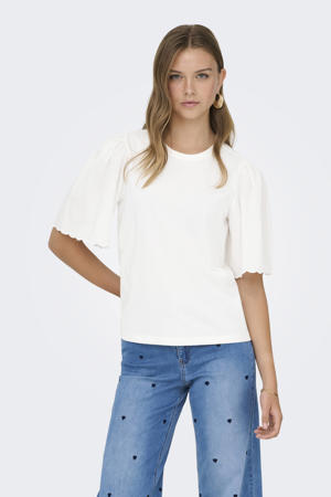 T-shirt wit