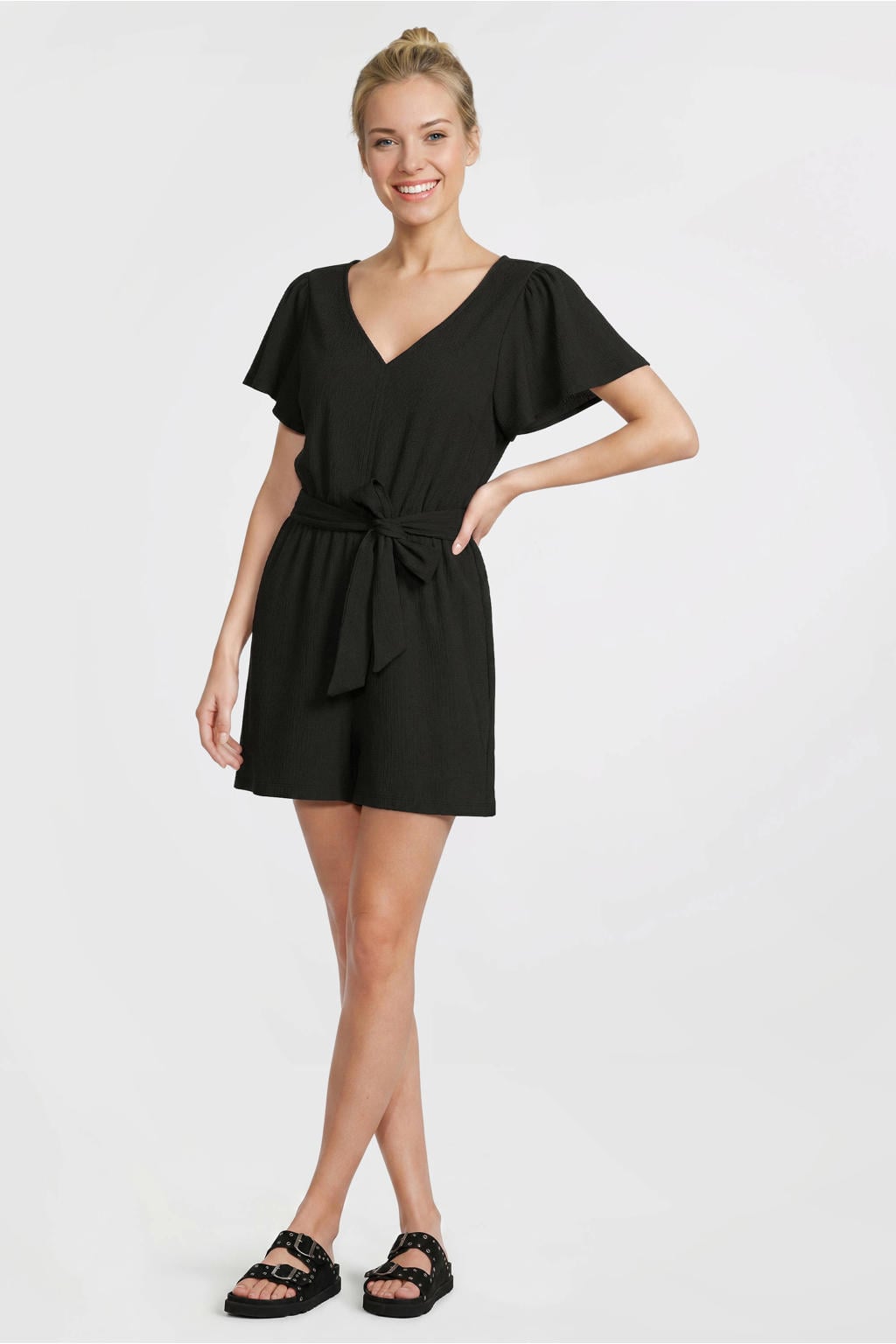 Anytime crinkle playsuit met ceintuur zwart