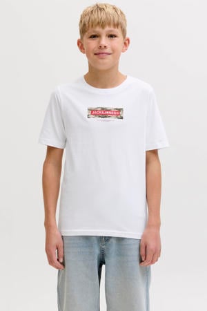 T-shirt wit