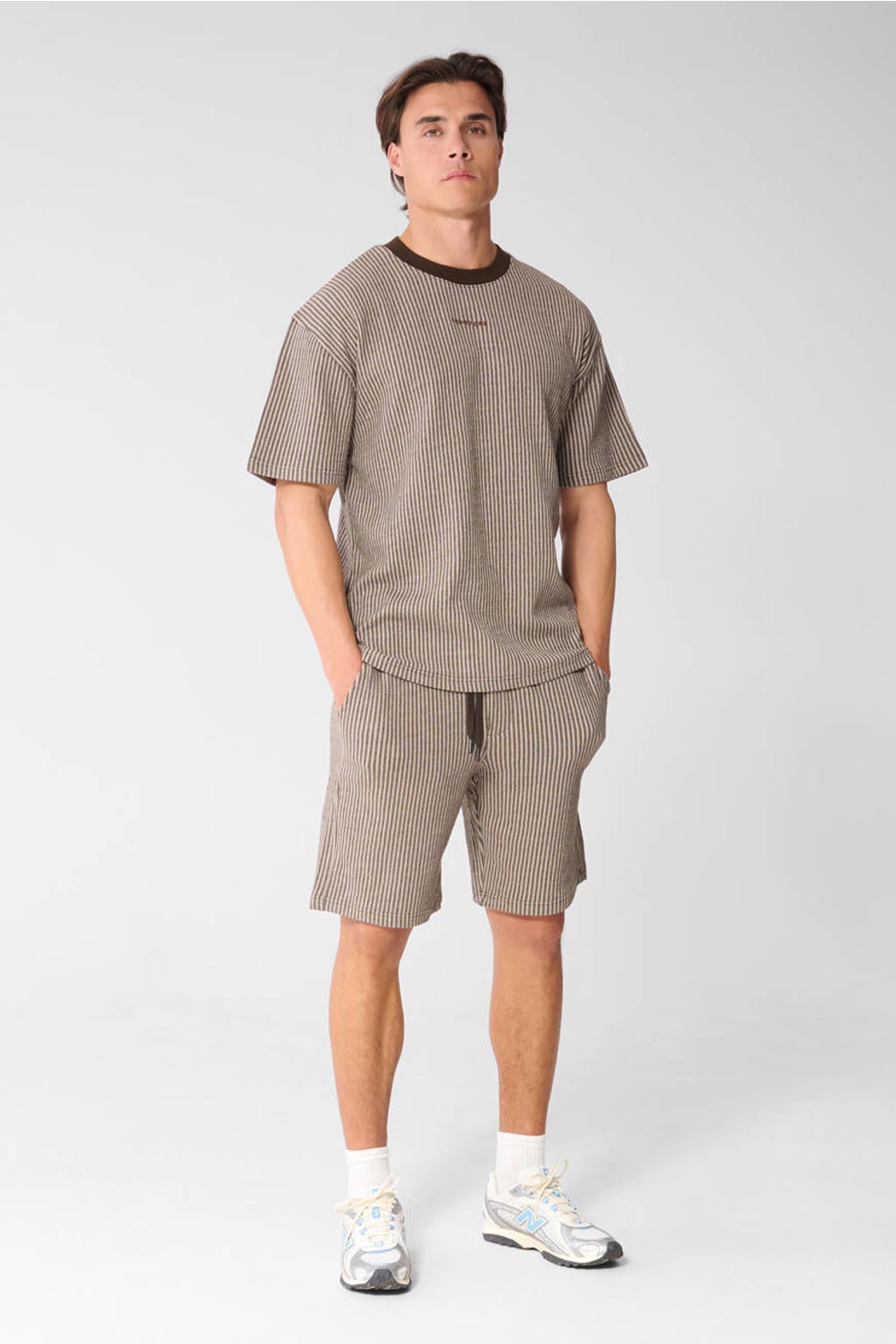 Shoeby regular fit gestreepte casual short - bruin
