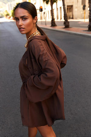 blouse bruin
