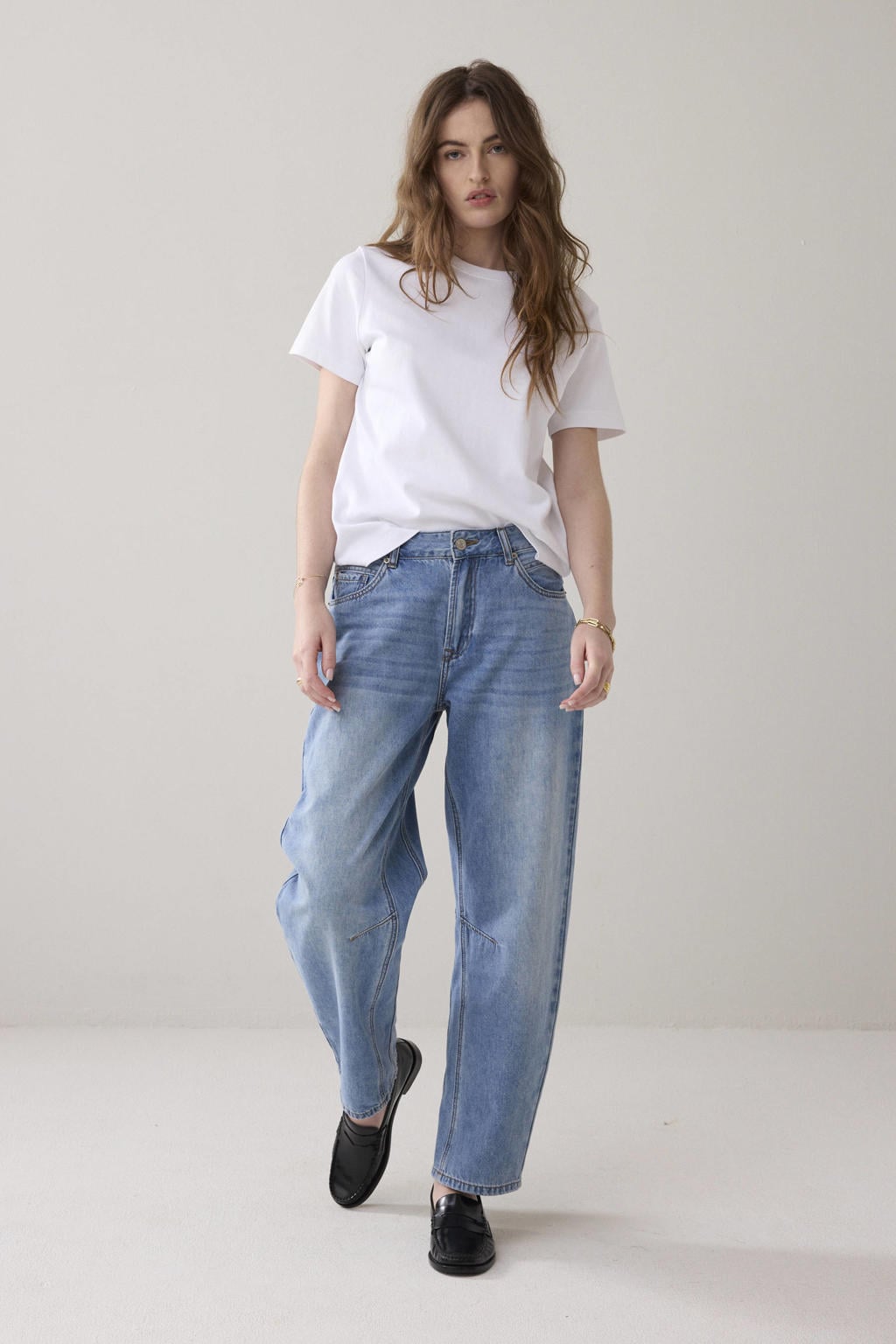 Medium blue denim dames Summum barrel jeans van denim met regular waist, rits- en knoopsluiting en effen