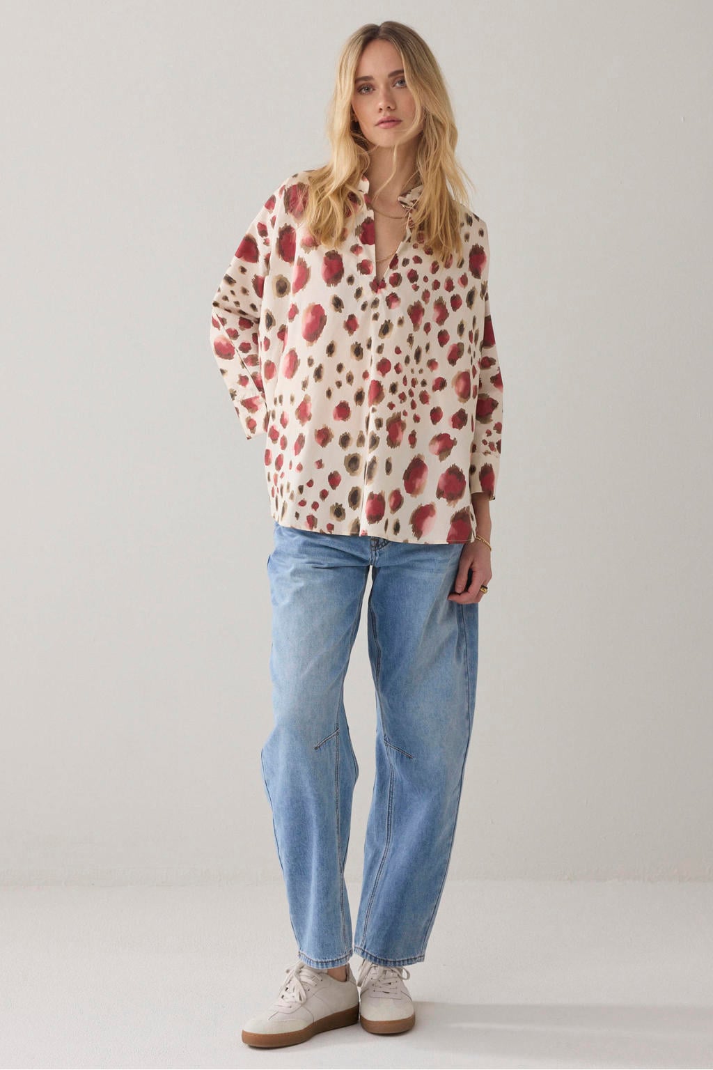 Ecru dames Summum top met dierenprint, driekwart mouwen en mao kraag