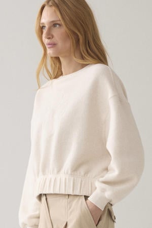 sweater ecru