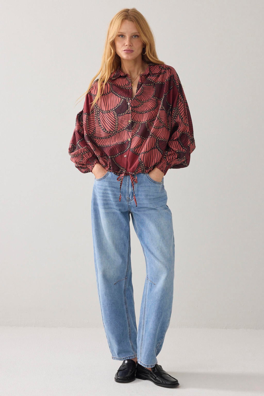 Rode dames Summum blouse van viscose met lange mouwen, klassieke kraag, knoopsluiting en rijgdetail