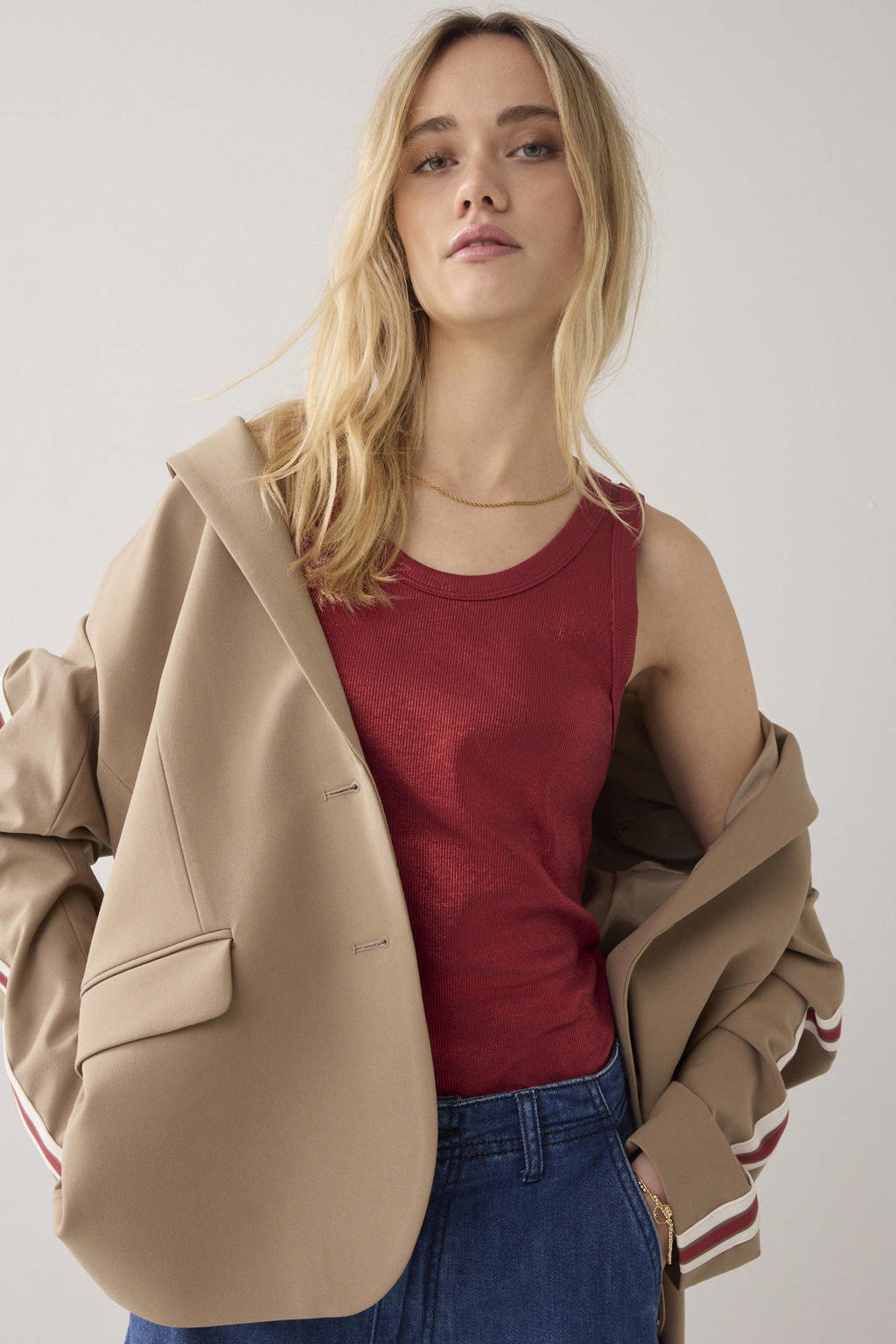 Rode dames Summum mouwloze top met effen, ronde hals en glimmend detail
