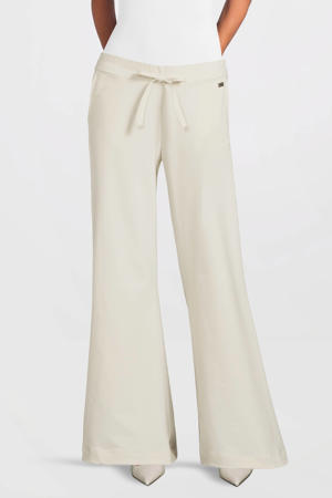 travelstof regular waist flared broek