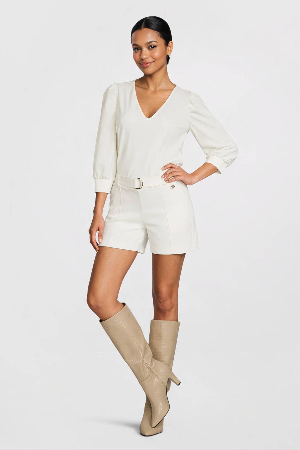 Witte dames TQ-Amsterdam straight regular waist bermuda short van viscose met elastische tailleband en effen